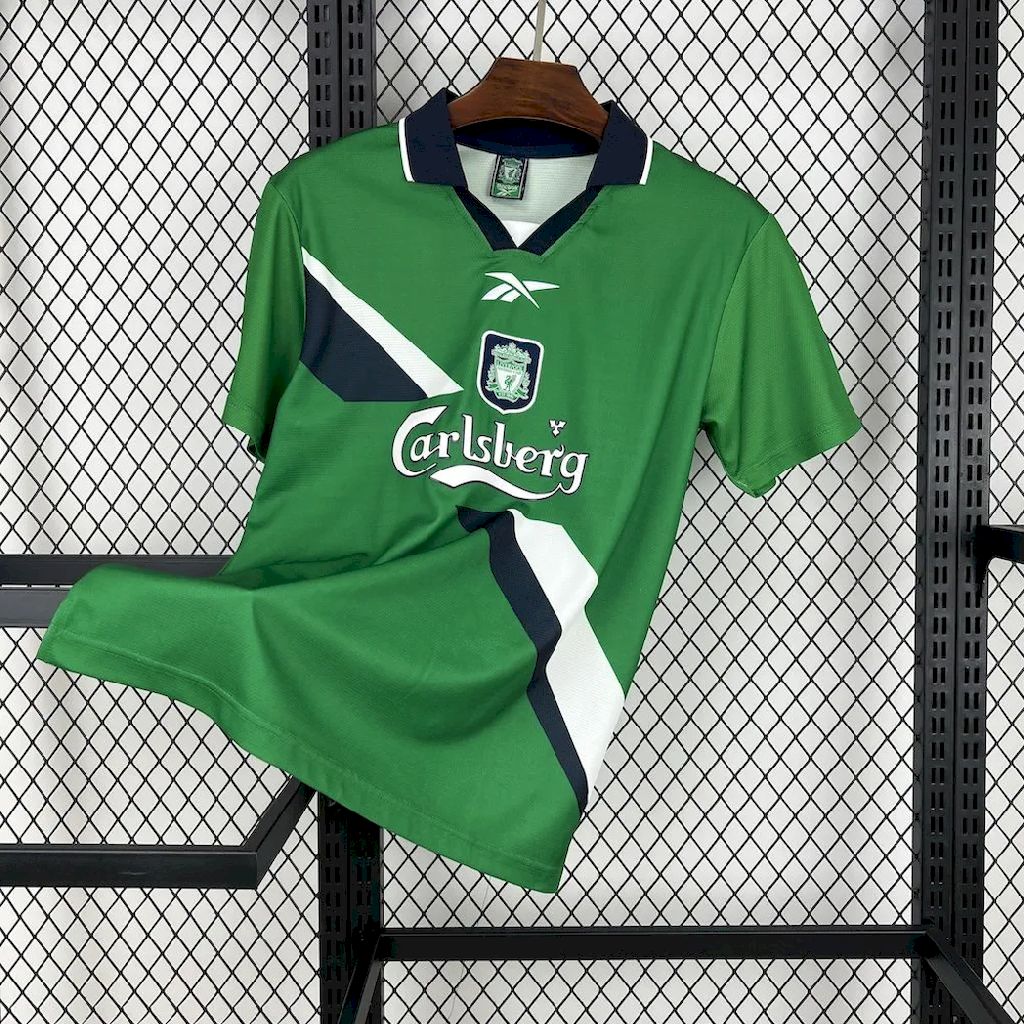 Retro Liverpool 1999/00 Away Jersey