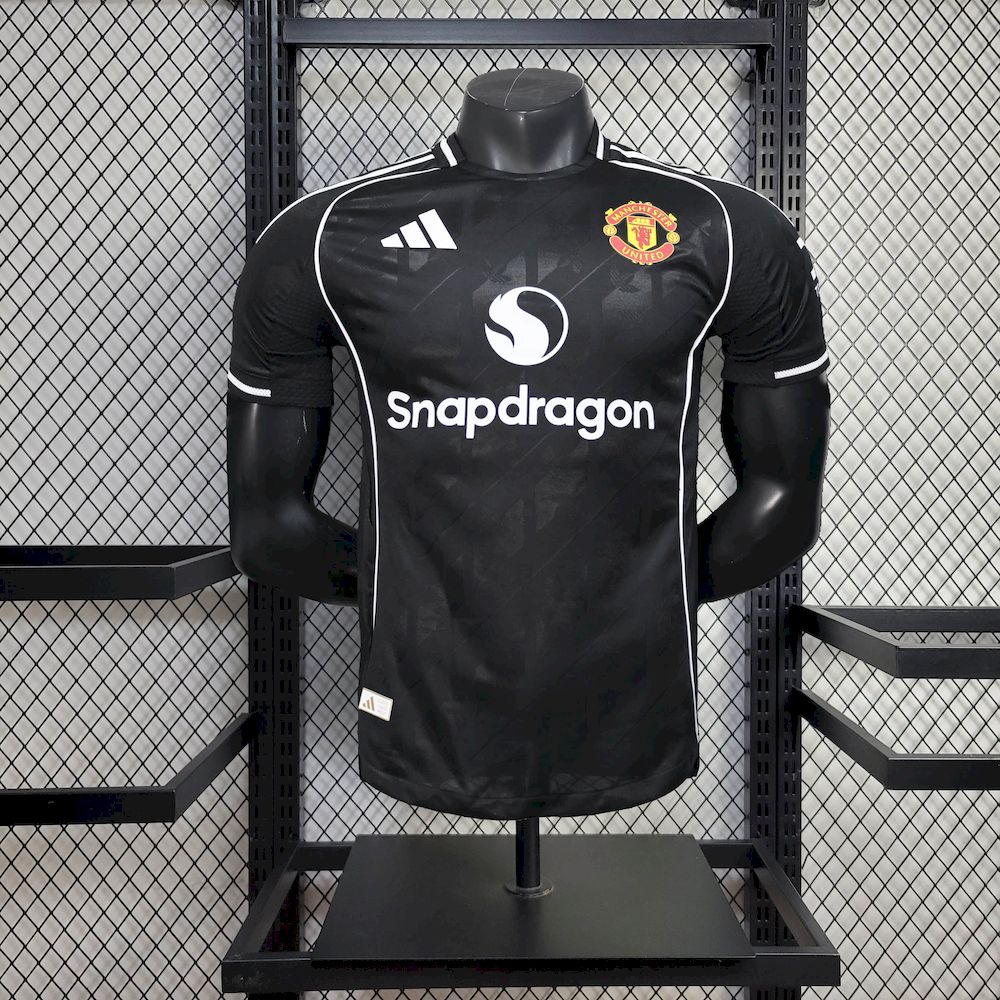 Mens Manchester United 2025/26 Black Special Edition Shirt Player Edition