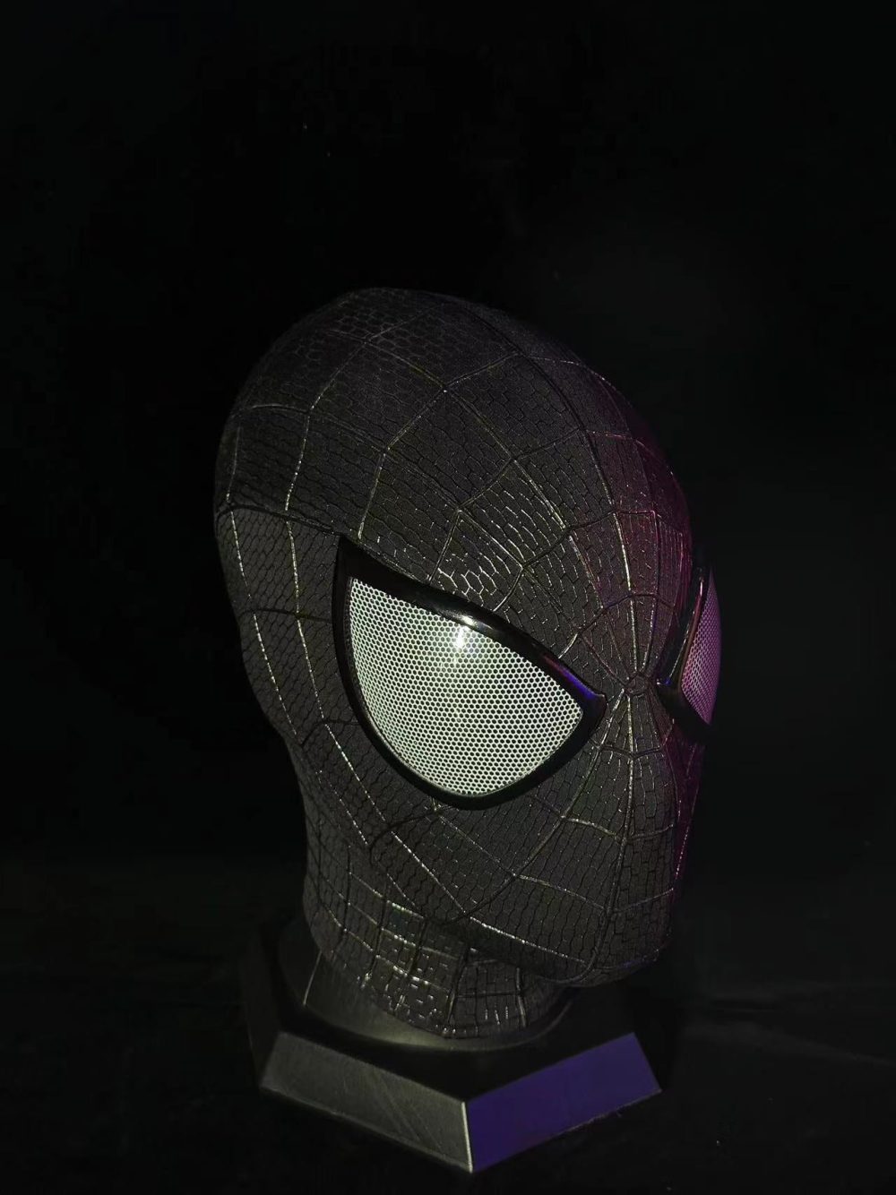 V4 Black Mask with Faceshell - Image 2