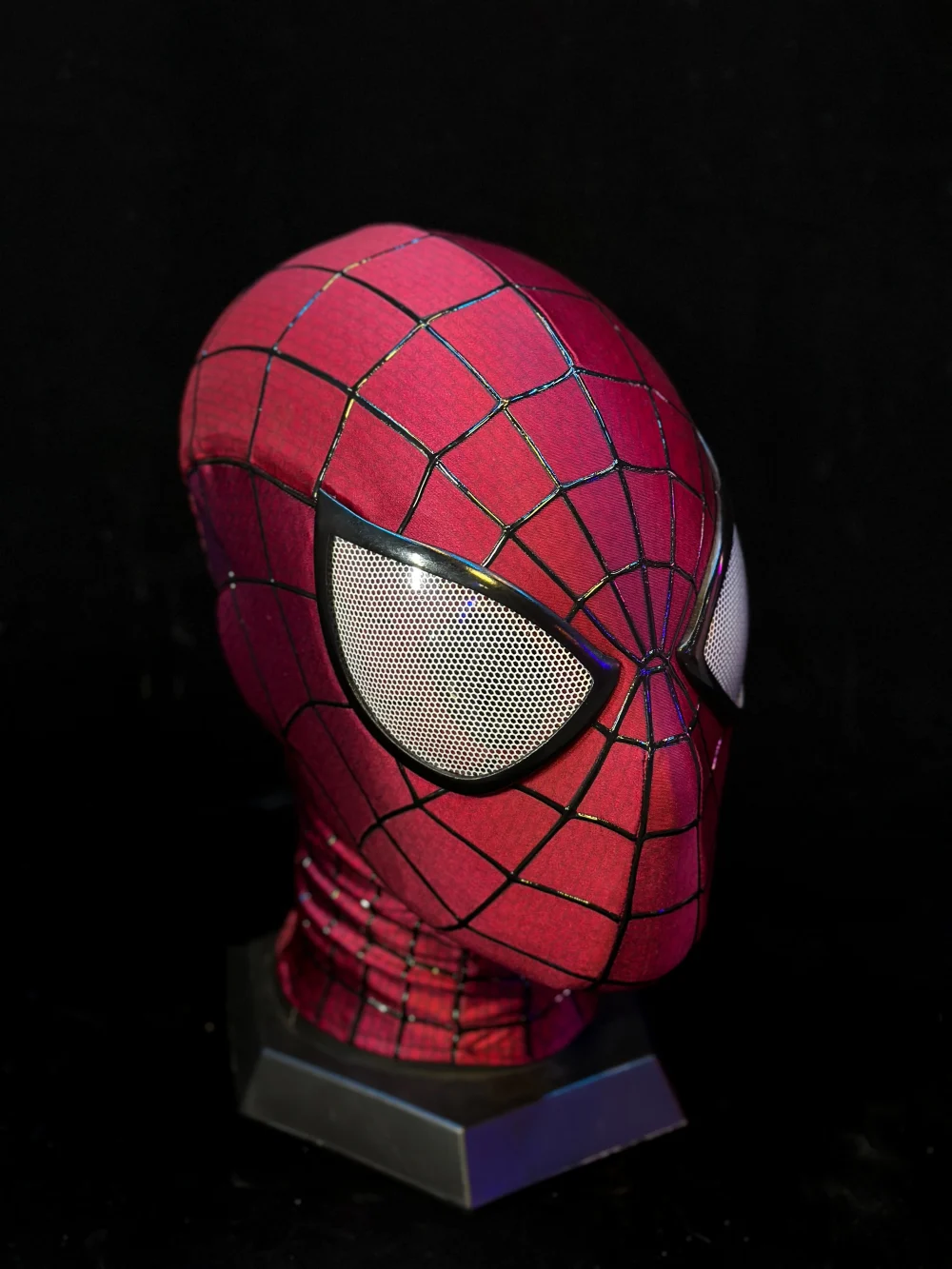 V4 Mask with Faceshell - Image 9