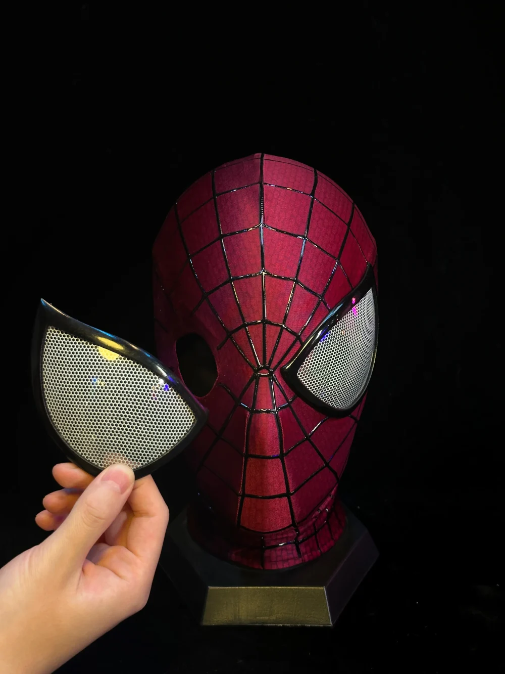 V4 Mask with Faceshell - Image 10