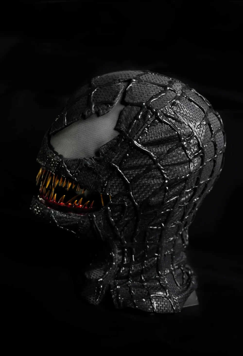 Vn Mask (Adults) with Movable jaw - Image 4