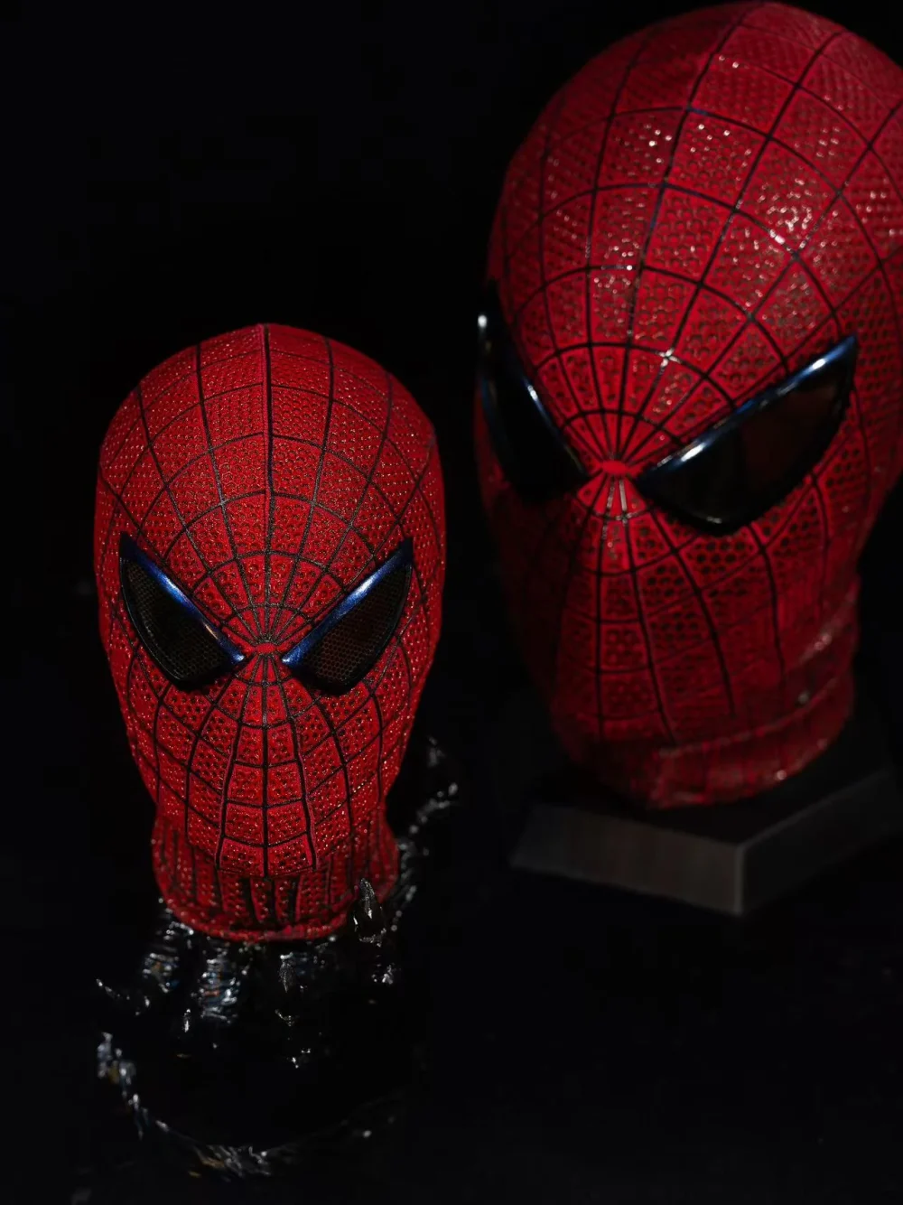 Raised Web V1 Mask Mini Version - Image 7
