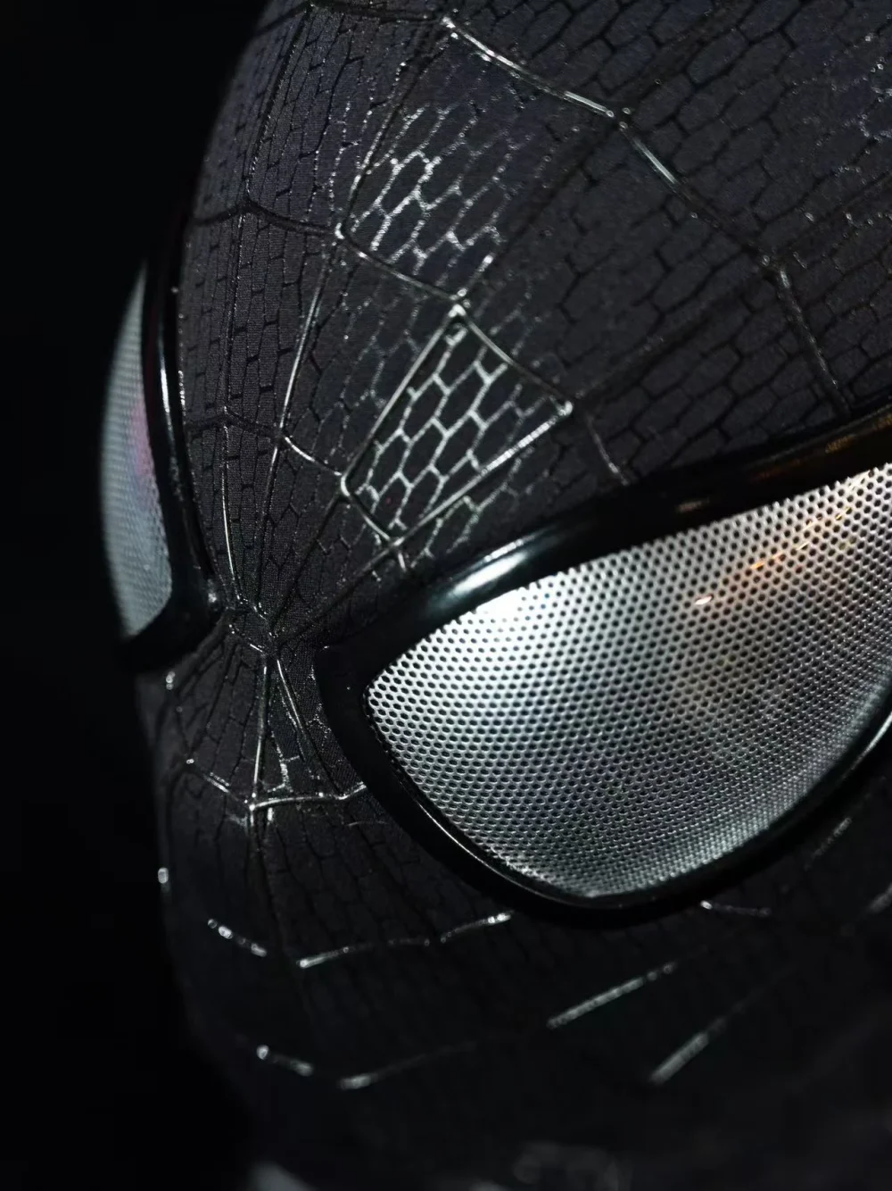 V5 Black Full Head Shell Mask - Image 3