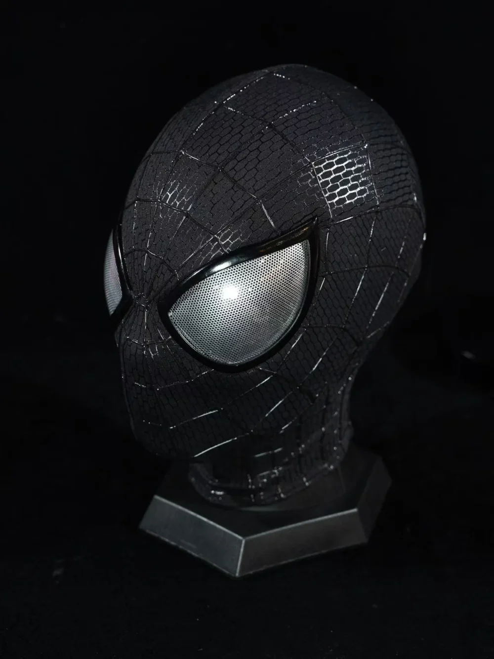 V5 Black Full Head Shell Mask - Image 5