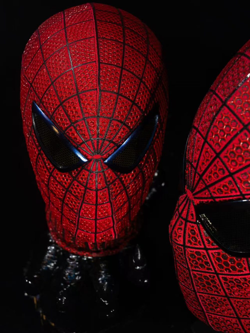 Raised Web V1 Mask Mini Version - Image 2