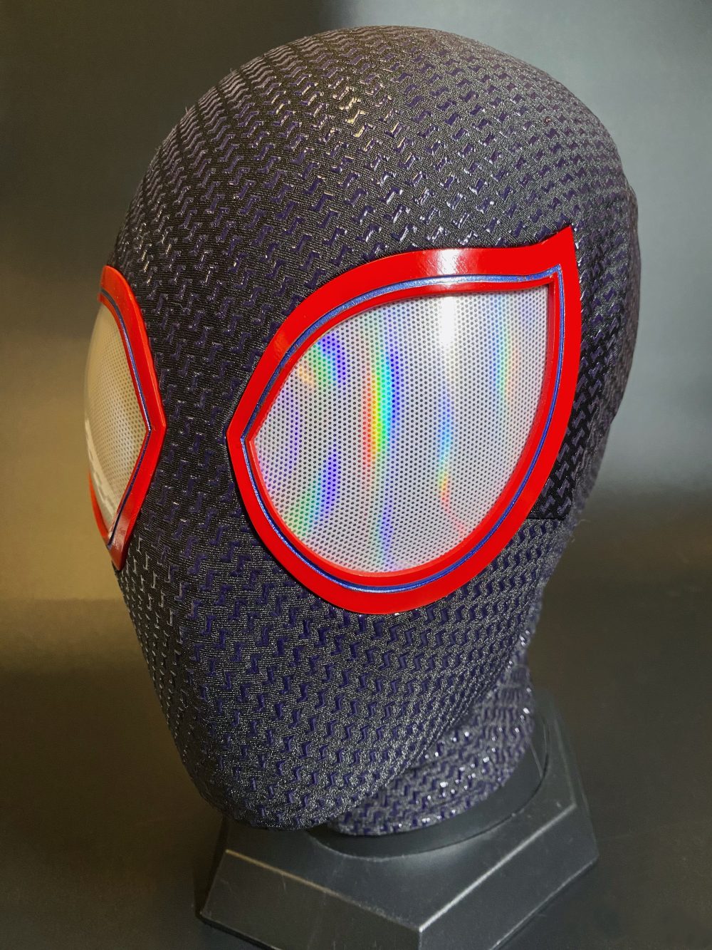 V1 Black-Red Mask With Face Shell (Small Lenses) - Image 4